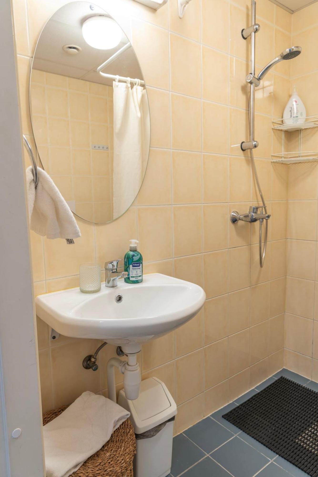 Wilde Guest Apartments Uelikooli 6 Тарту Екстер'єр фото